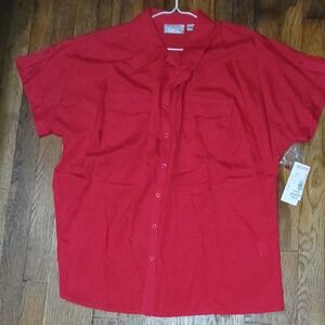 Woman's Red Short Sleeve Shirt